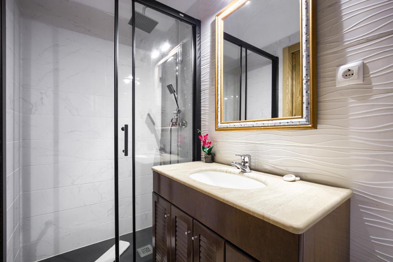 Charming Tirso De Molina I Apartment Madrid Exterior photo