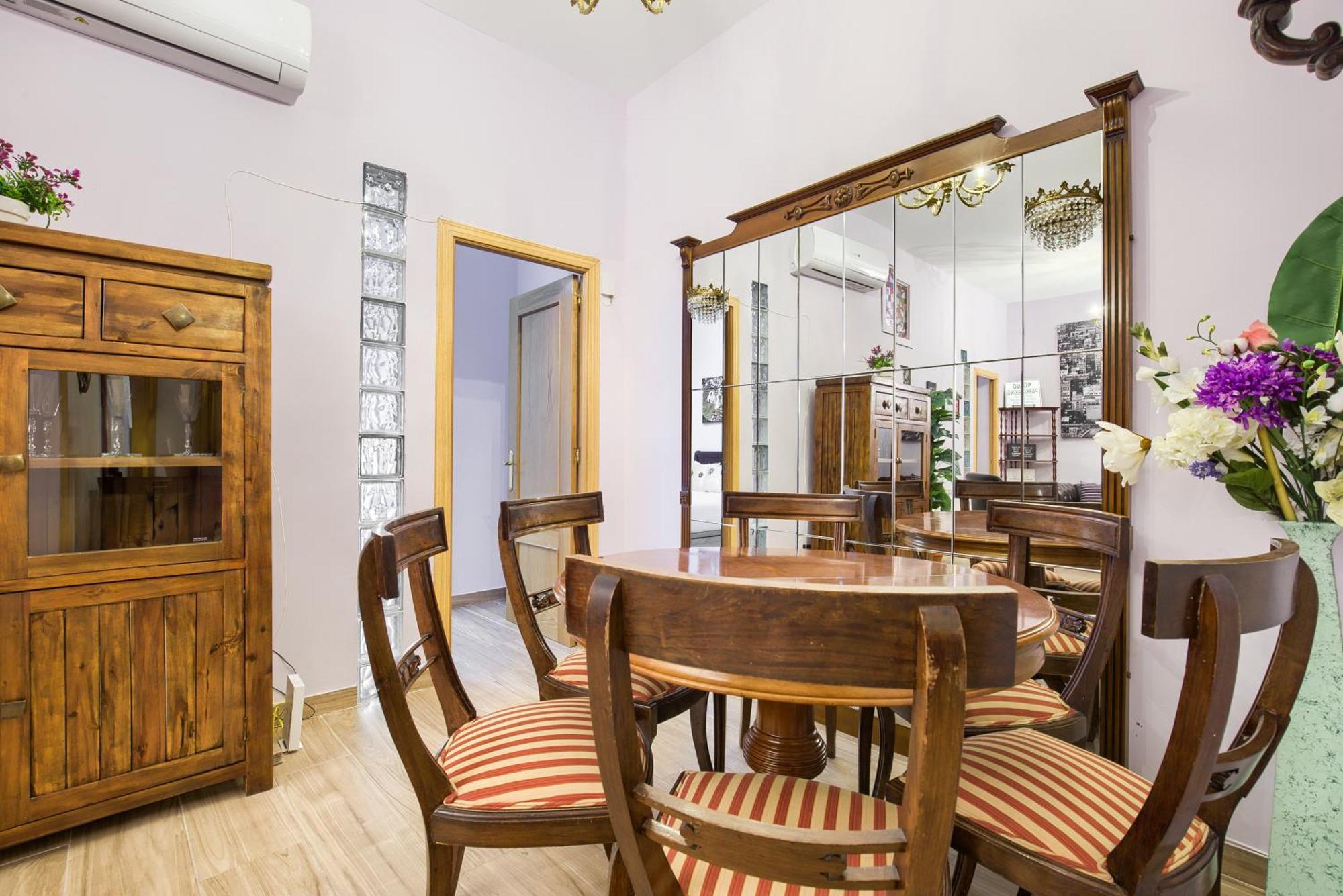 Charming Tirso De Molina I Apartment Madrid Exterior photo